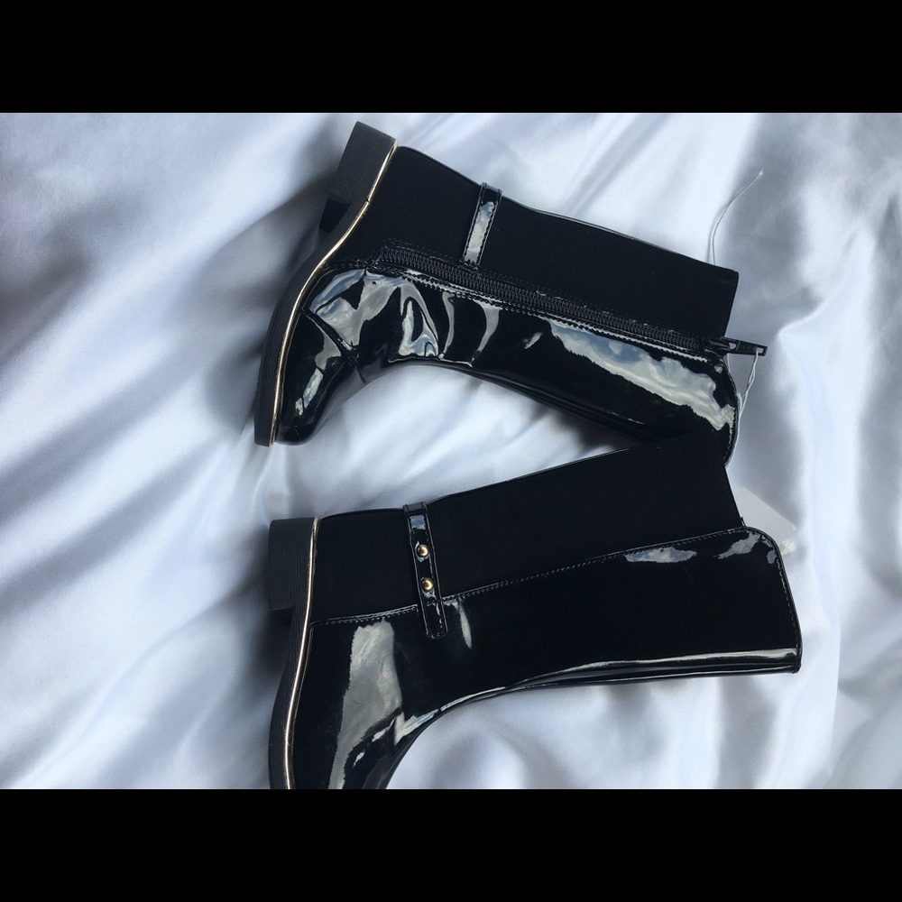 Size 5 Girls black boots